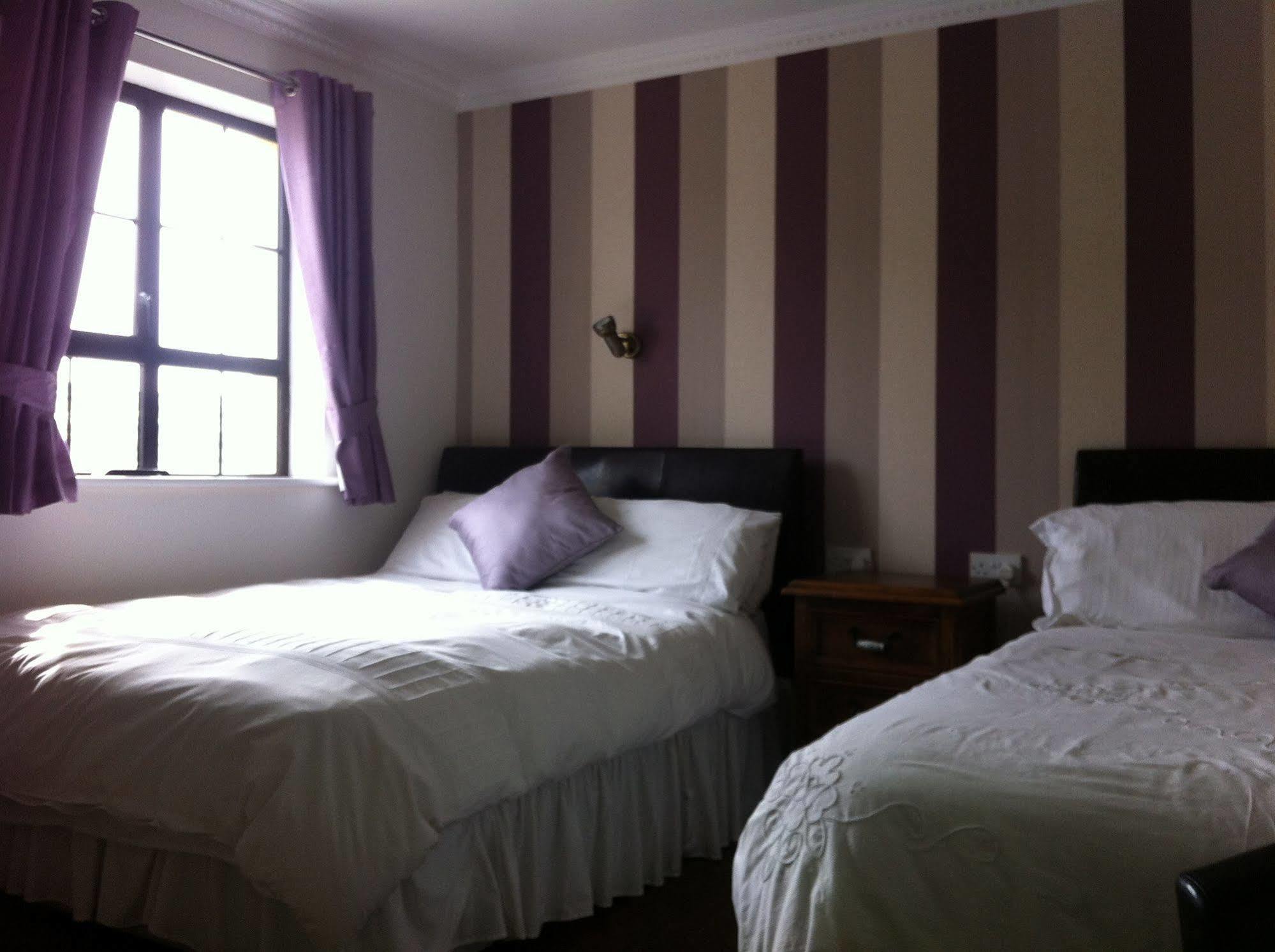 Pearse Road Rooms Donegal Town Eksteriør billede